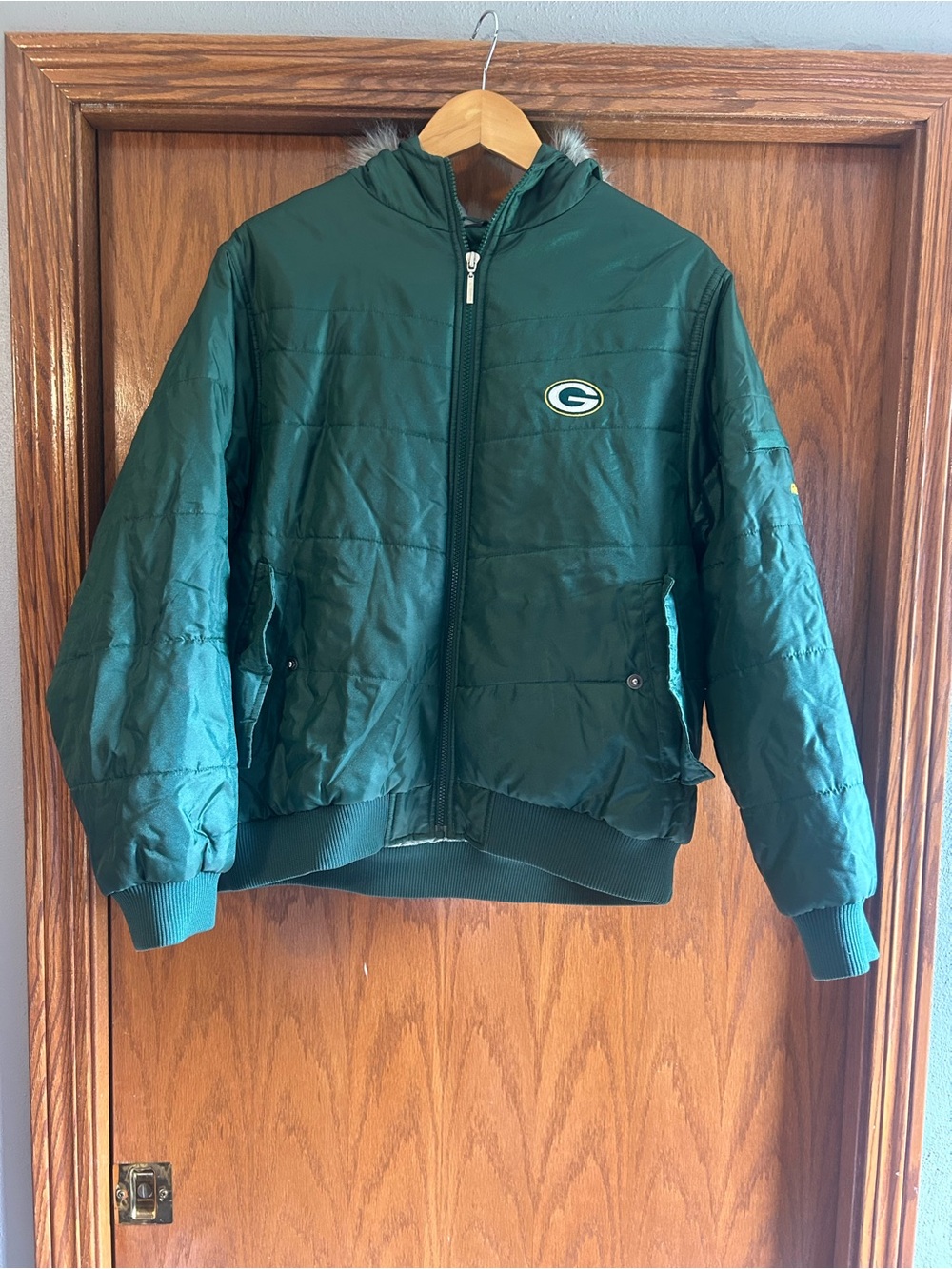 GreenBay Packers Reebok Green Quilted Team Puffer Jacket with Hood